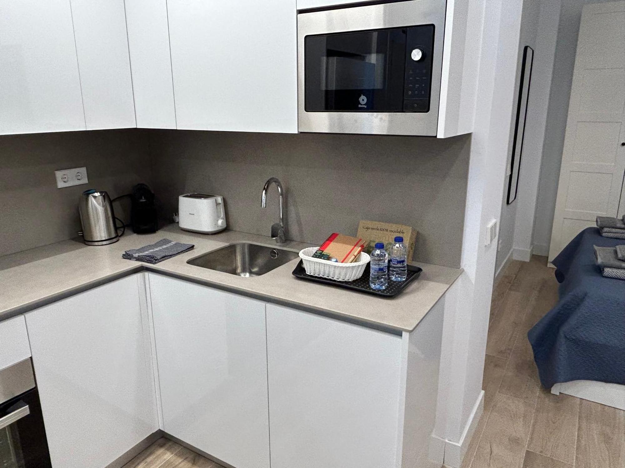 Azca-Bernabeu Apartments Madrid Luaran gambar