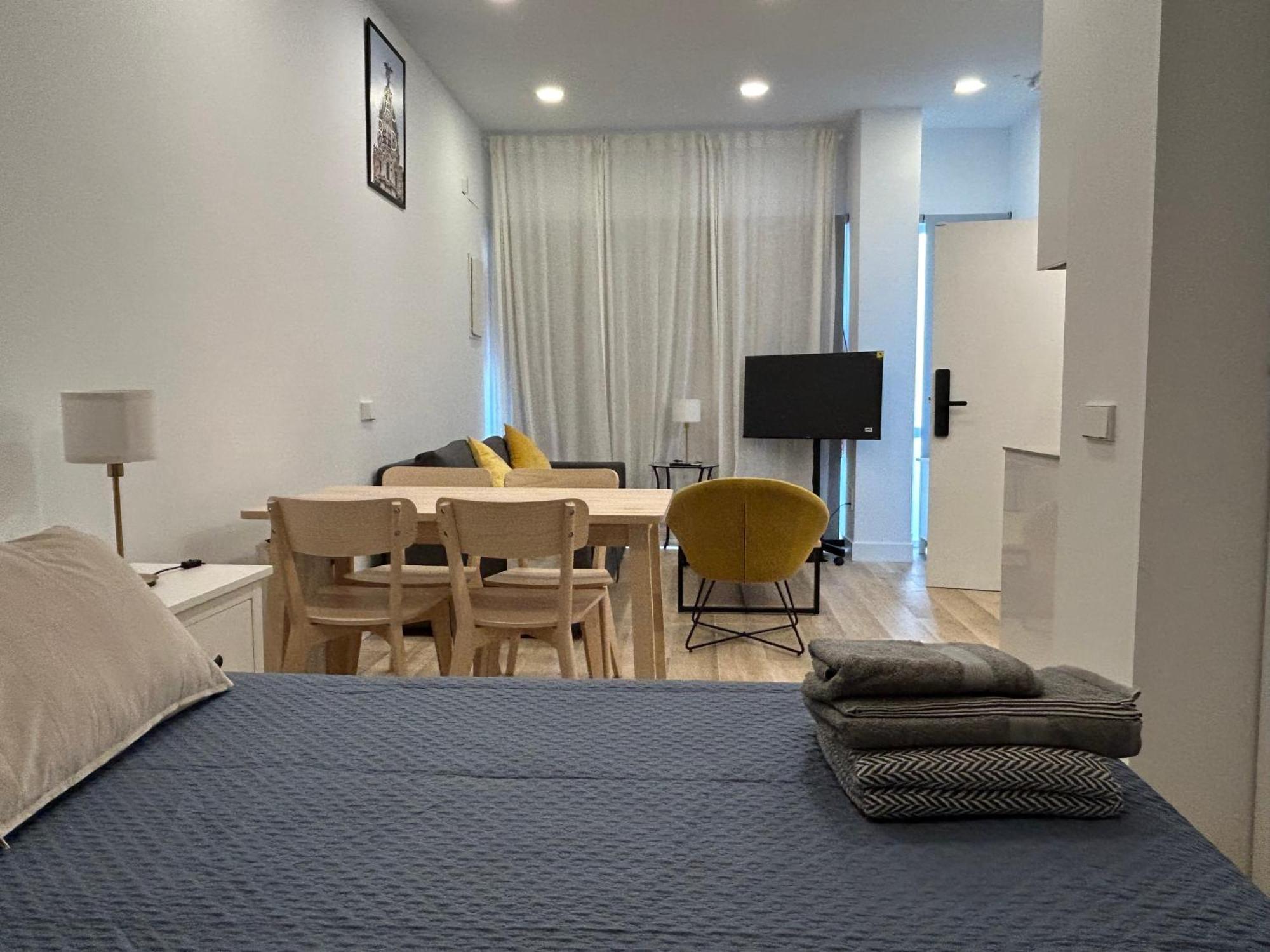 Azca-Bernabeu Apartments Madrid Luaran gambar