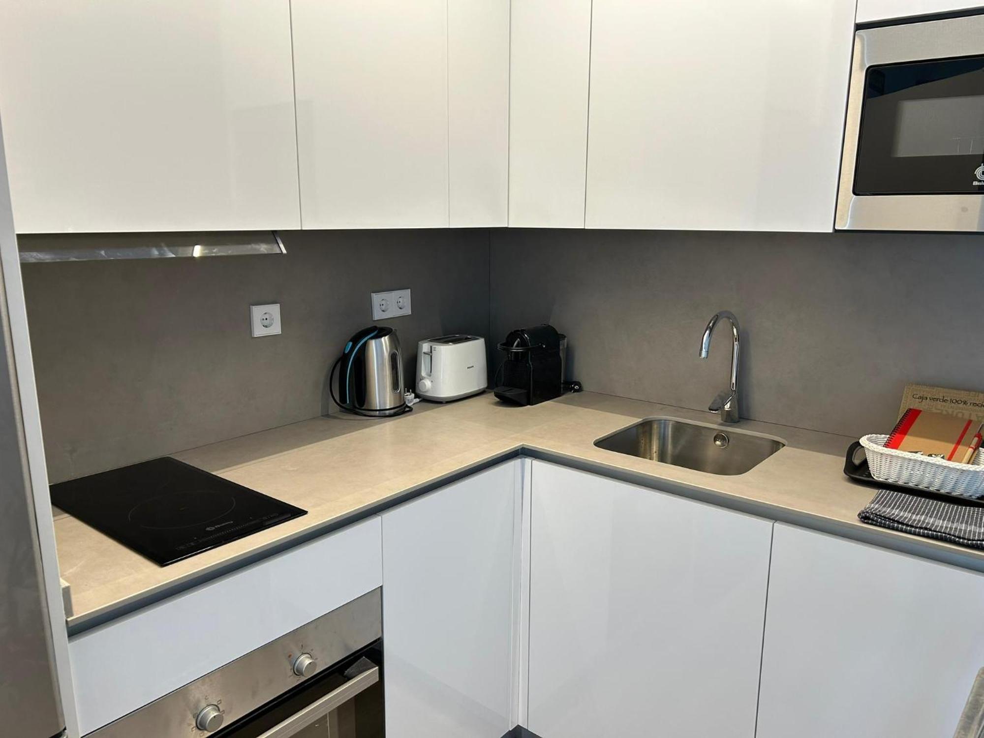 Azca-Bernabeu Apartments Madrid Luaran gambar